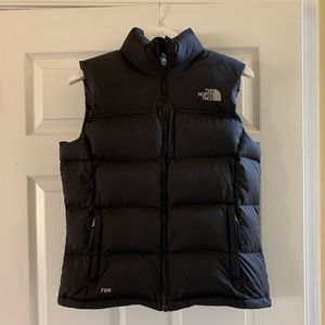 THE NORTH FACE BLACK DOWN VEST 700
